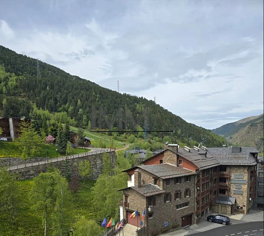 Appartamento a El Tarter, Andorra, 85 m² - foto 1