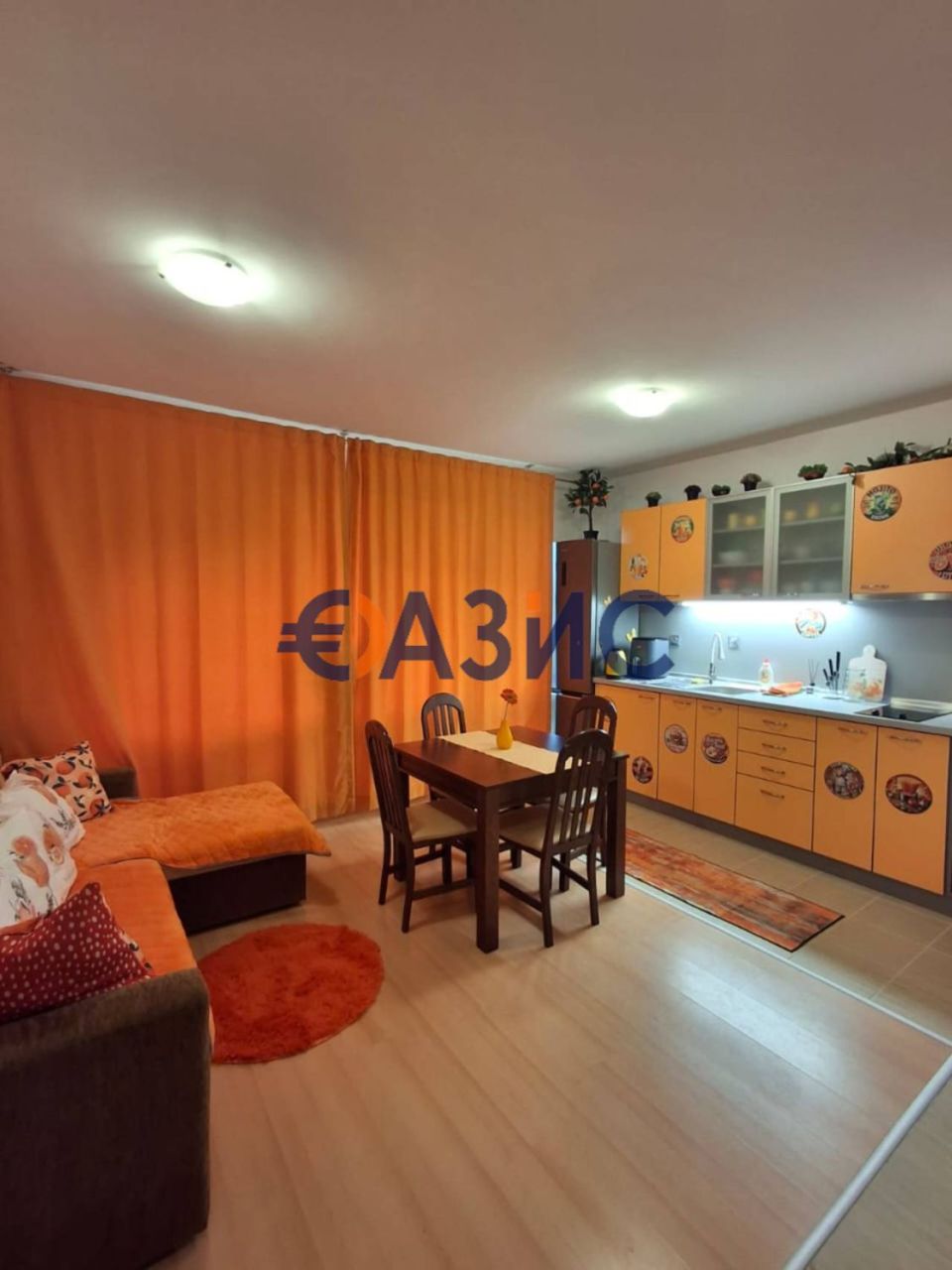 Appartement à Slantchev Briag, Bulgarie, 63 m² - image 1