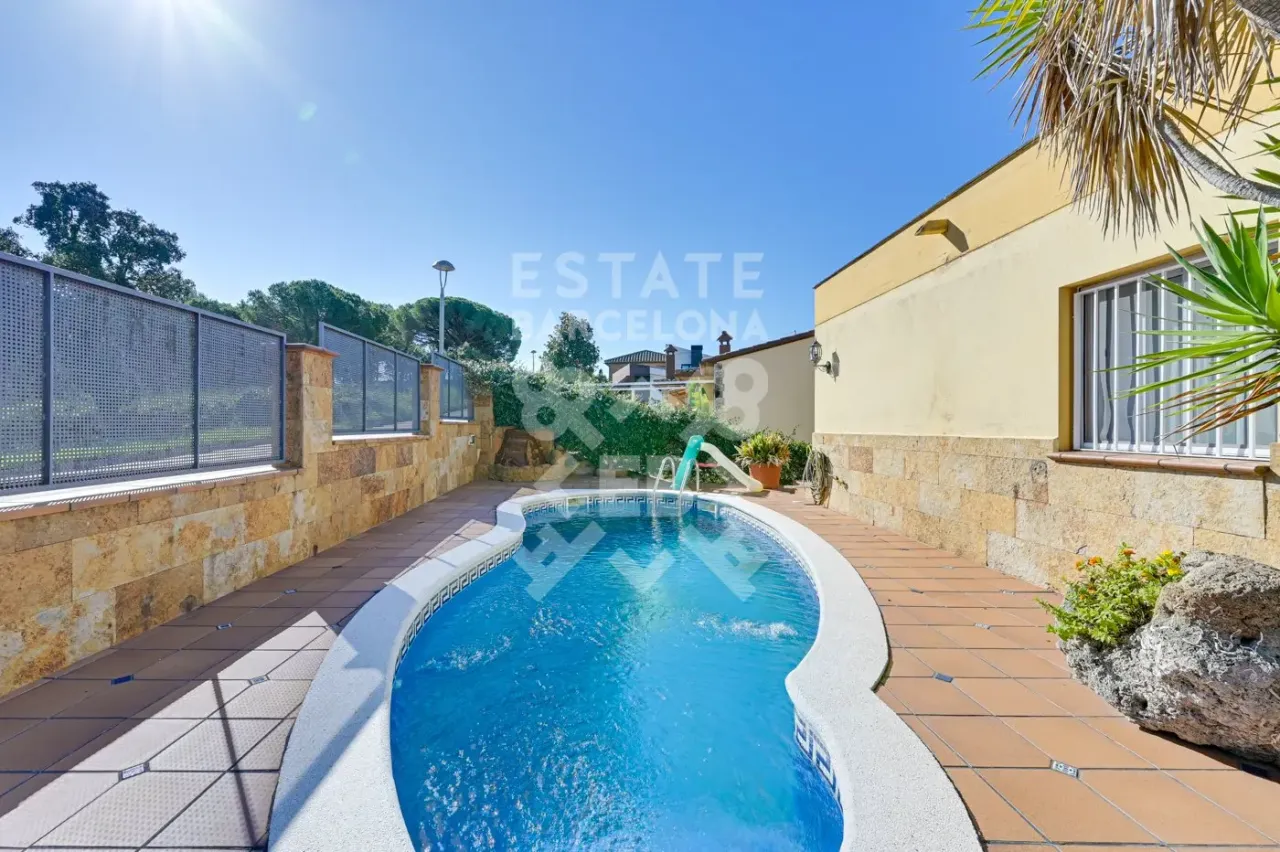 House in Blanes, Spain, 190 m² - picture 2