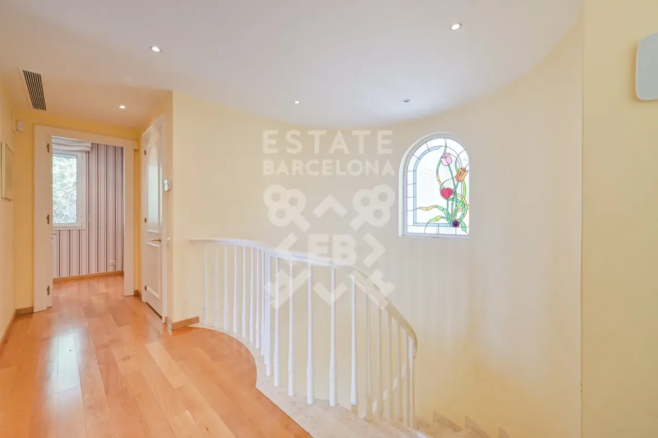 Villa à Sitges, Espagne, 910 m² - image 7