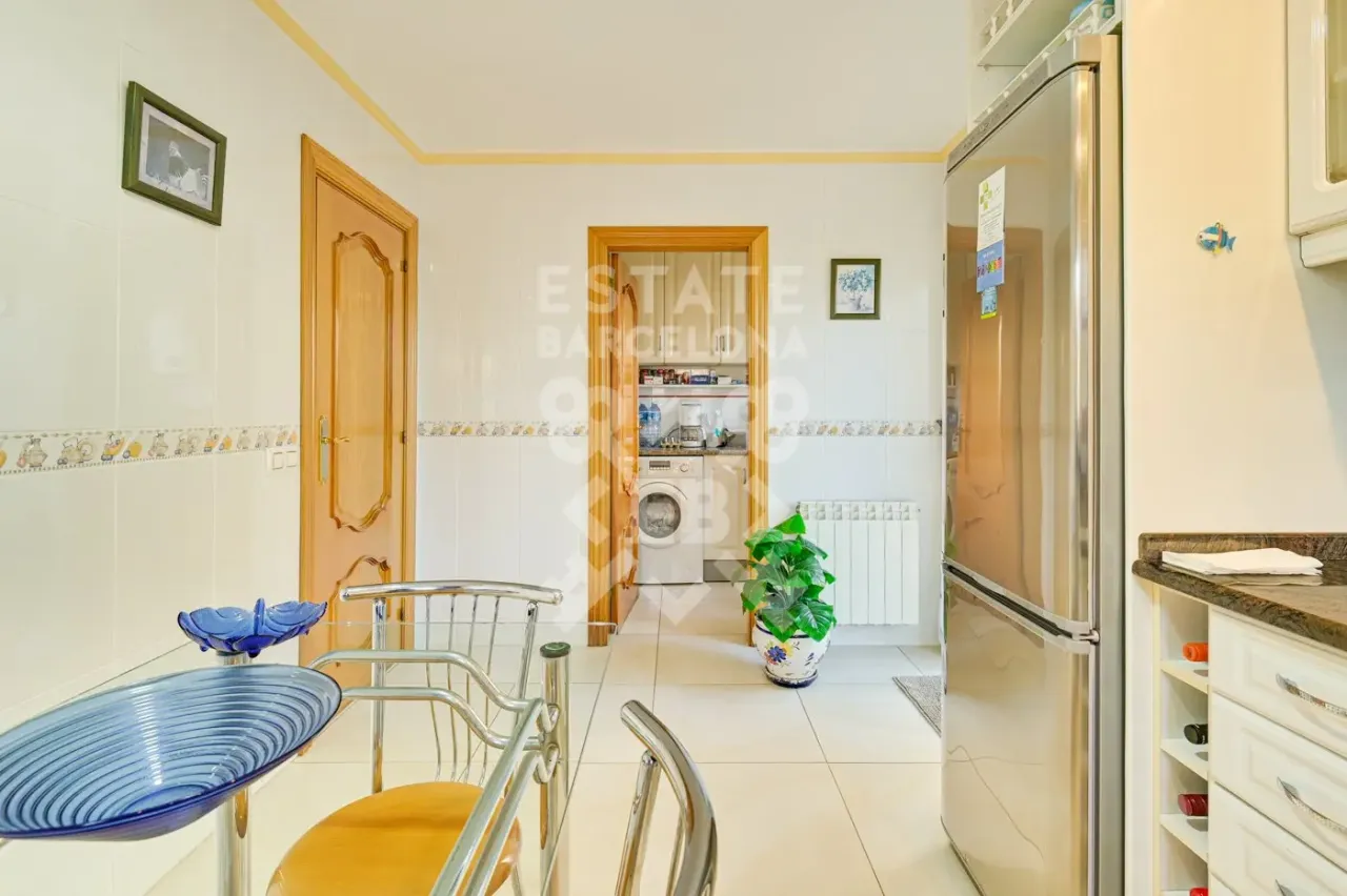 Villa en Lloret de Mar, España, 348 m² - imagen 14