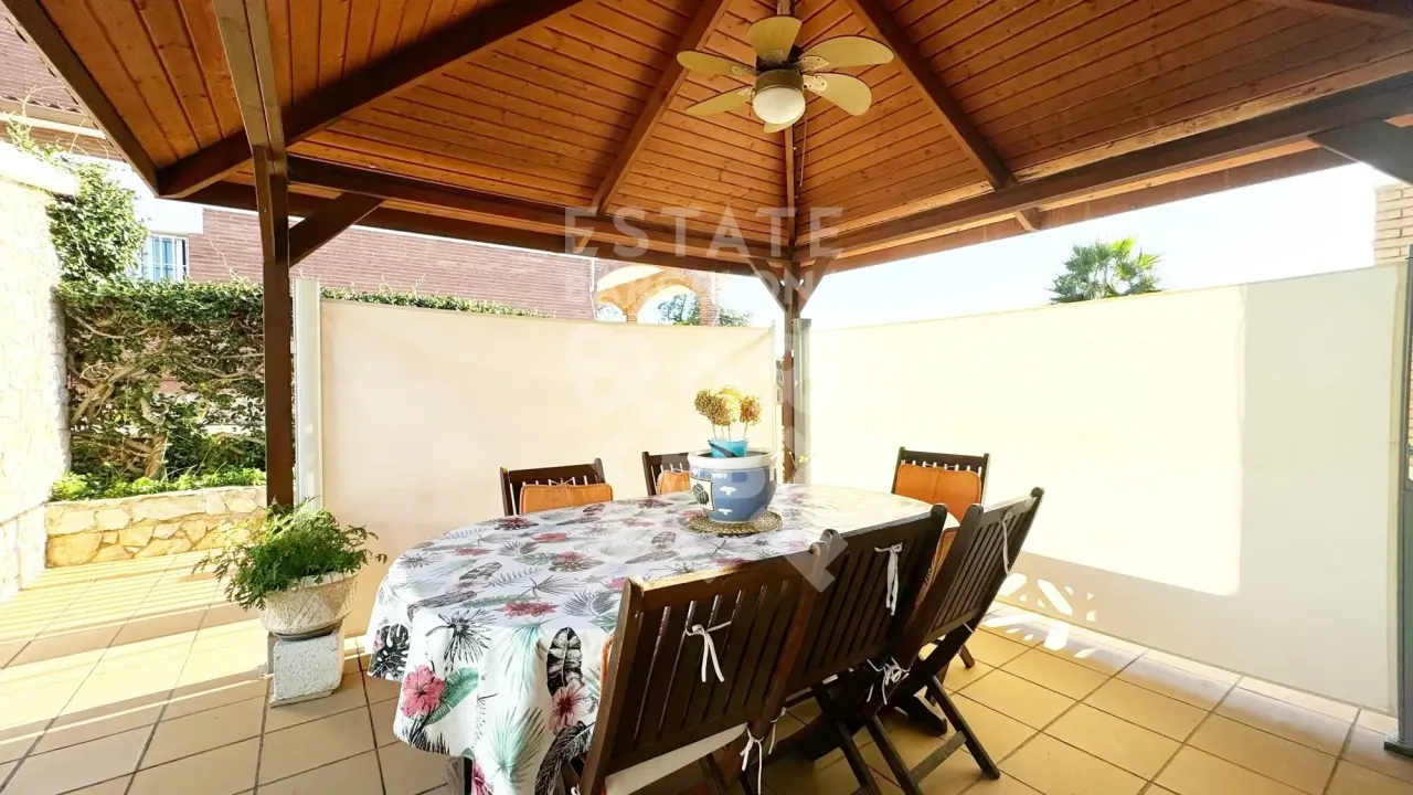 Villa en Lloret de Mar, España, 265 m² - imagen 8