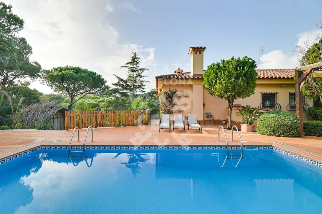 Hotel en Lloret de Mar, España, 490 m² - imagen 9