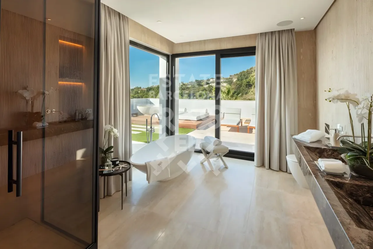 Villa in Marbella, Spain, 2 449 m² - picture 12