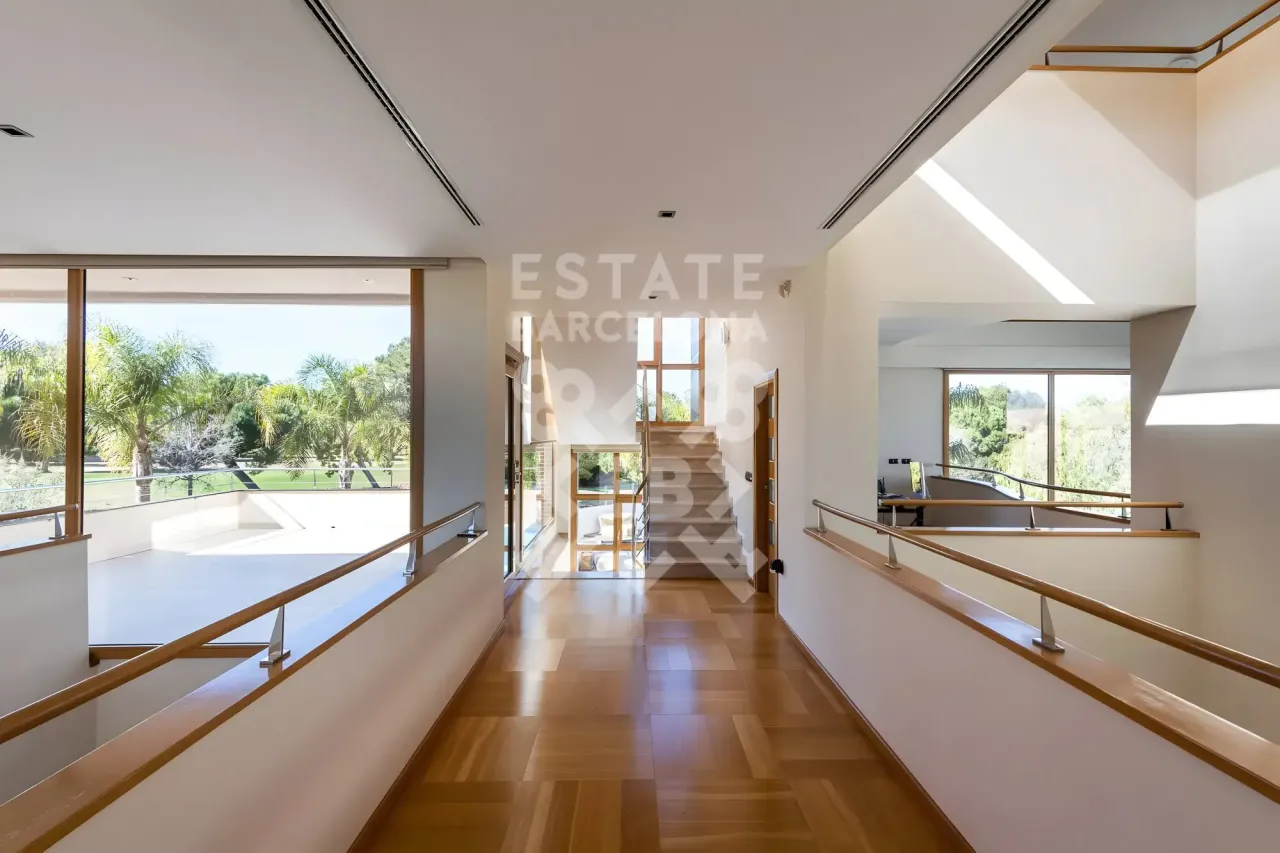 Villa in Valencia, Spanien, 1 123 m² - Foto 15