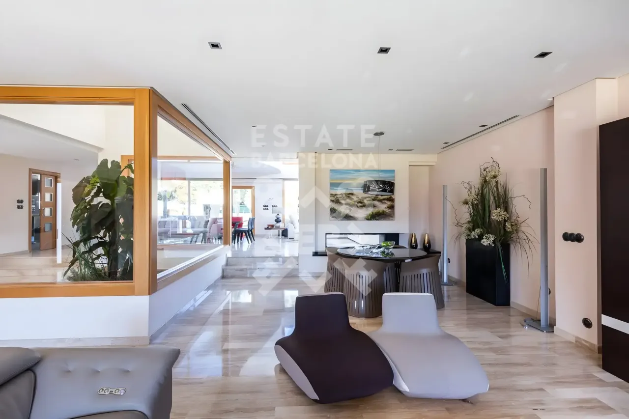 Villa in Valencia, Spanien, 1 123 m² - Foto 10