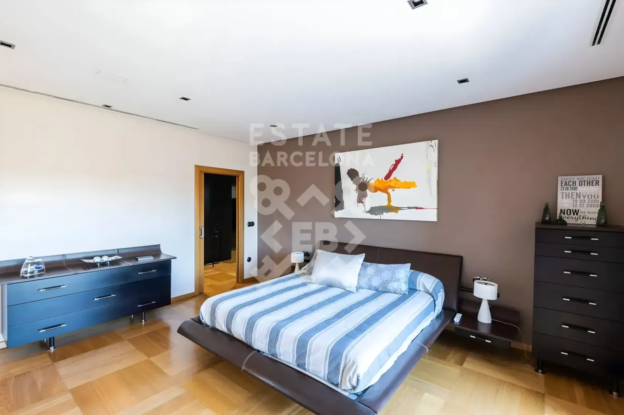 Villa in Valencia, Spanien, 1 123 m² - Foto 12