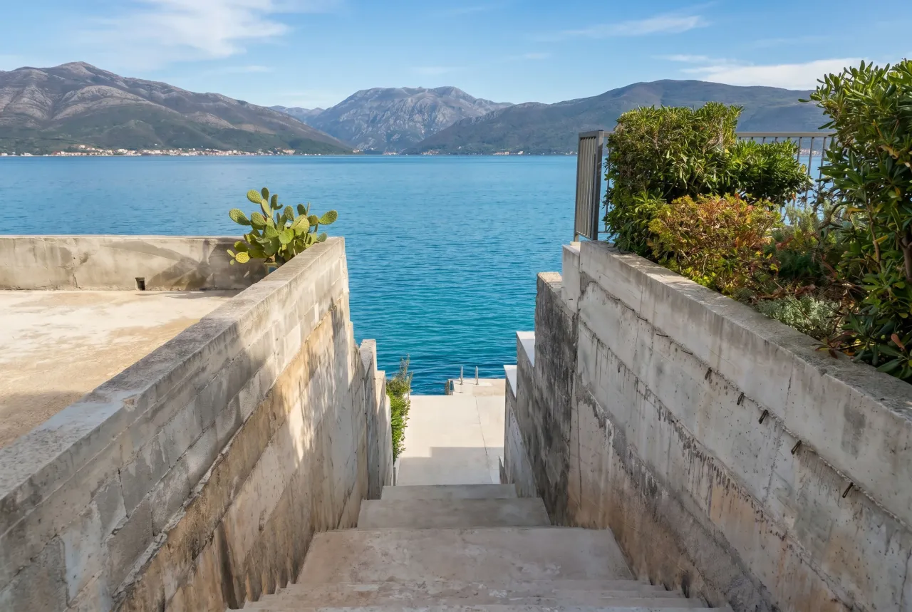 Casa en Luštica, Montenegro, 105 m² - imagen 2