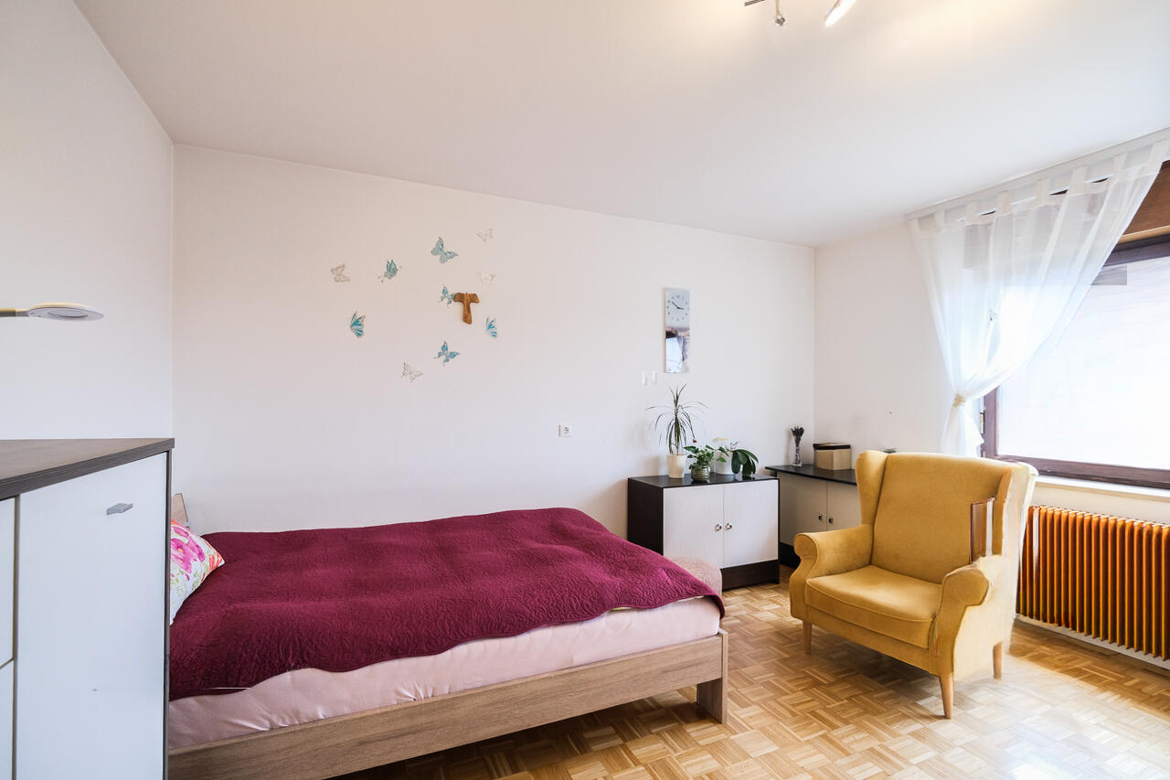 House in Ljubljana, Slovenia, 355 m² - picture 7