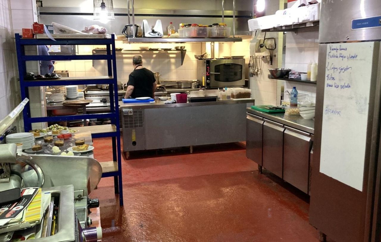 Cafetería, restaurante en Barcelona, España, 250 m² - imagen 17