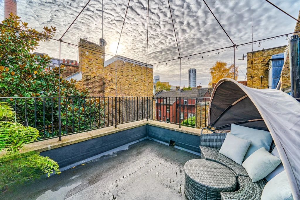 Piso en Londres, Reino Unido, 198 m² - imagen 2