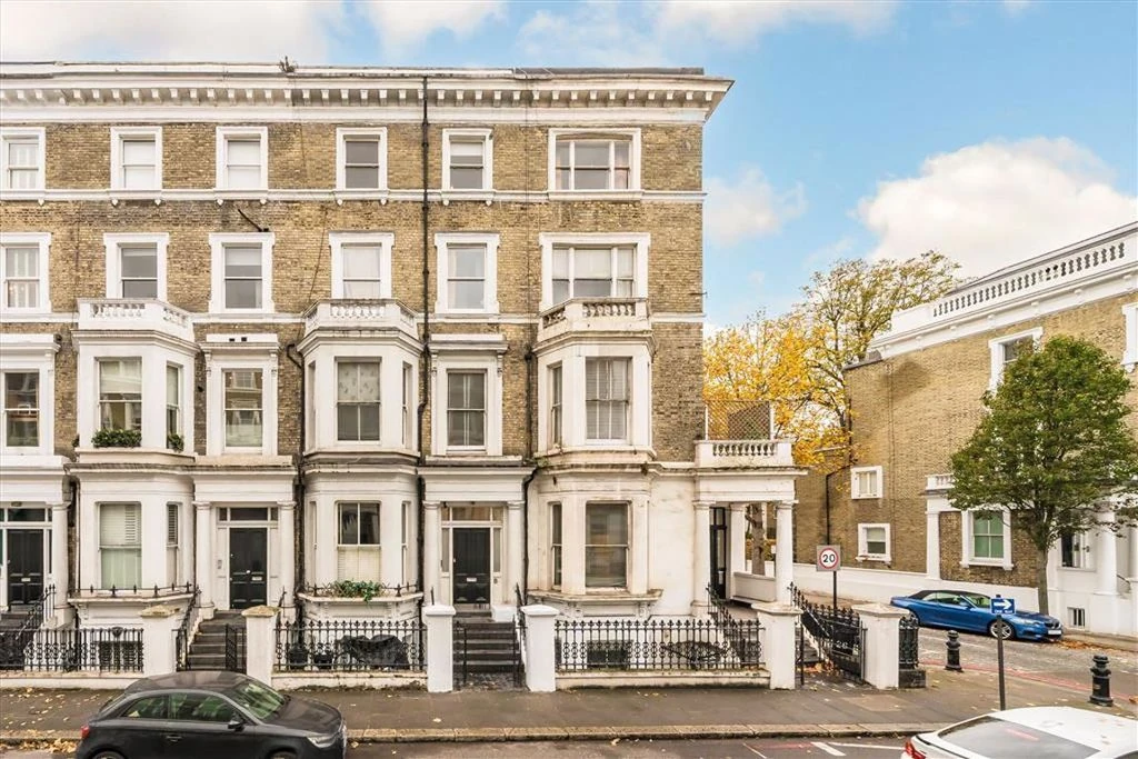 Flat in London, United Kingdom, 24 m² - picture 3