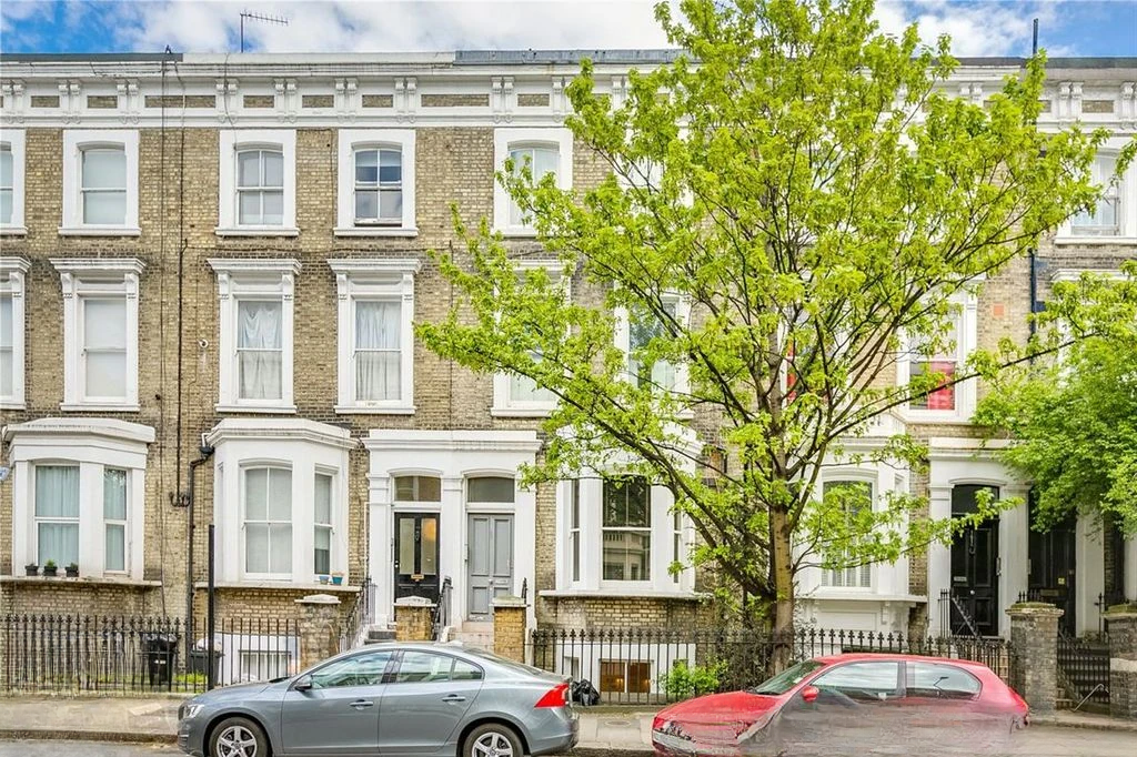 Flat in London, United Kingdom, 68 m² - picture 4