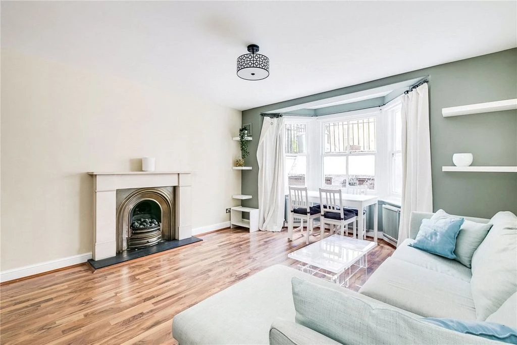 Flat in London, United Kingdom, 68 m² - picture 5
