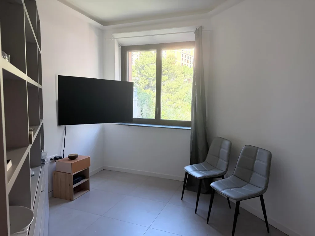 Flat in Saint Roman, Monaco, 30 m² - picture 6