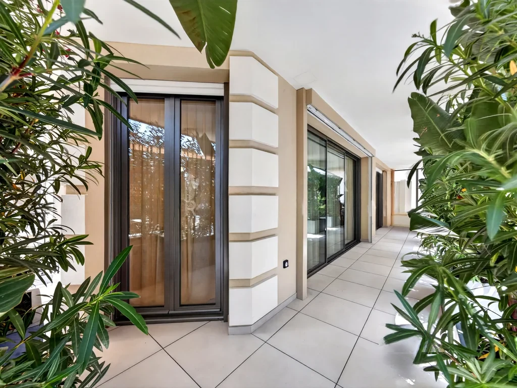 Appartement à Saint-Roman, Monaco, 174 m² - image 9
