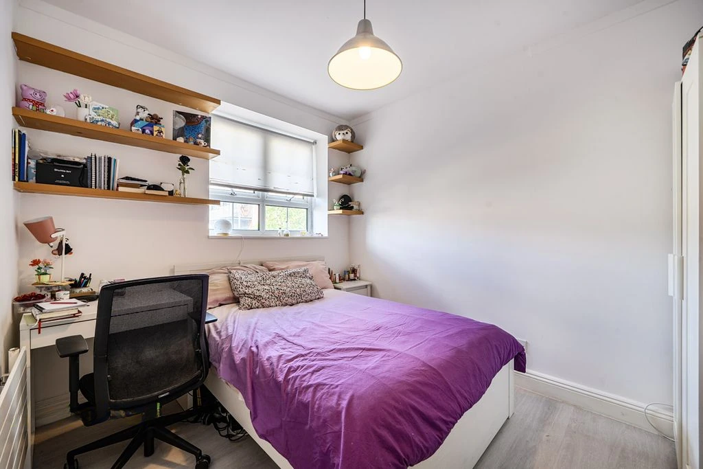 Flat in London, United Kingdom, 54 m² - picture 4