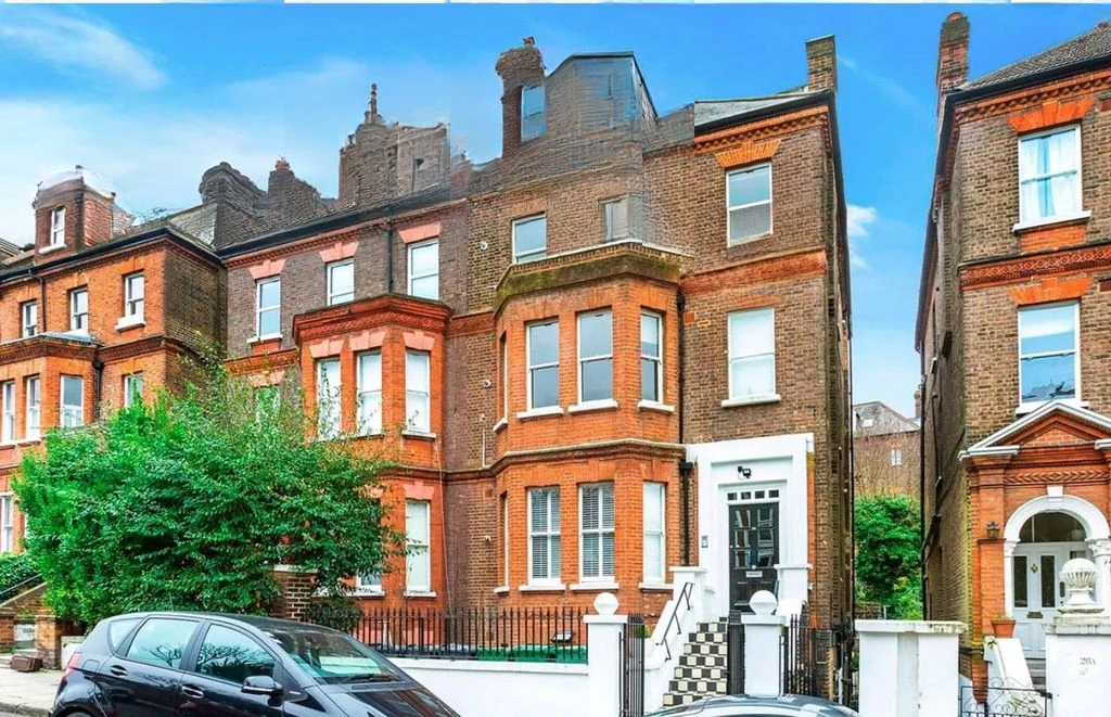 Flat in London, United Kingdom, 39 m² - picture 4