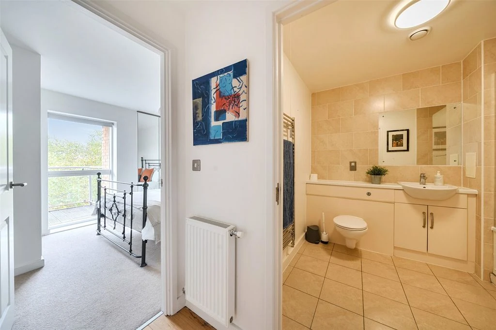 Flat in London, United Kingdom, 52 m² - picture 6