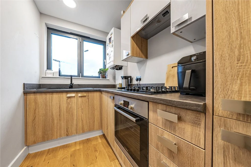Flat in London, United Kingdom, 34 m² - picture 8