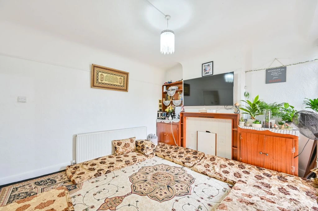Flat in London, United Kingdom, 63 m² - picture 9