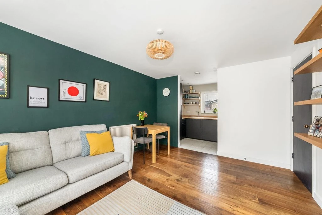 Flat in London, United Kingdom, 43 m² - picture 9