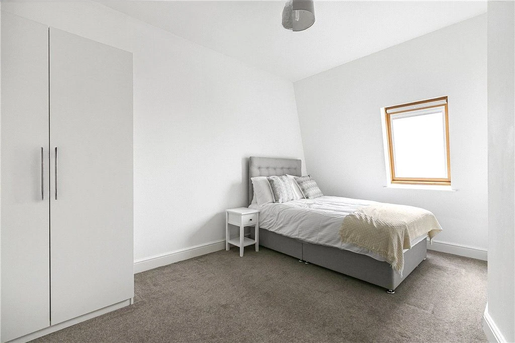 Flat in London, United Kingdom, 40 m² - picture 10