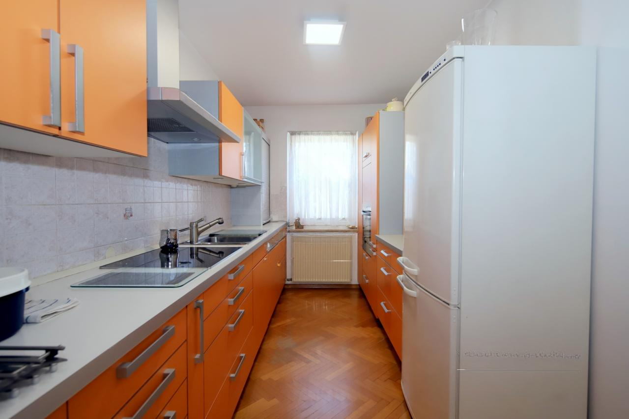 House in Kranj, Slovenia, 252 m² - picture 10
