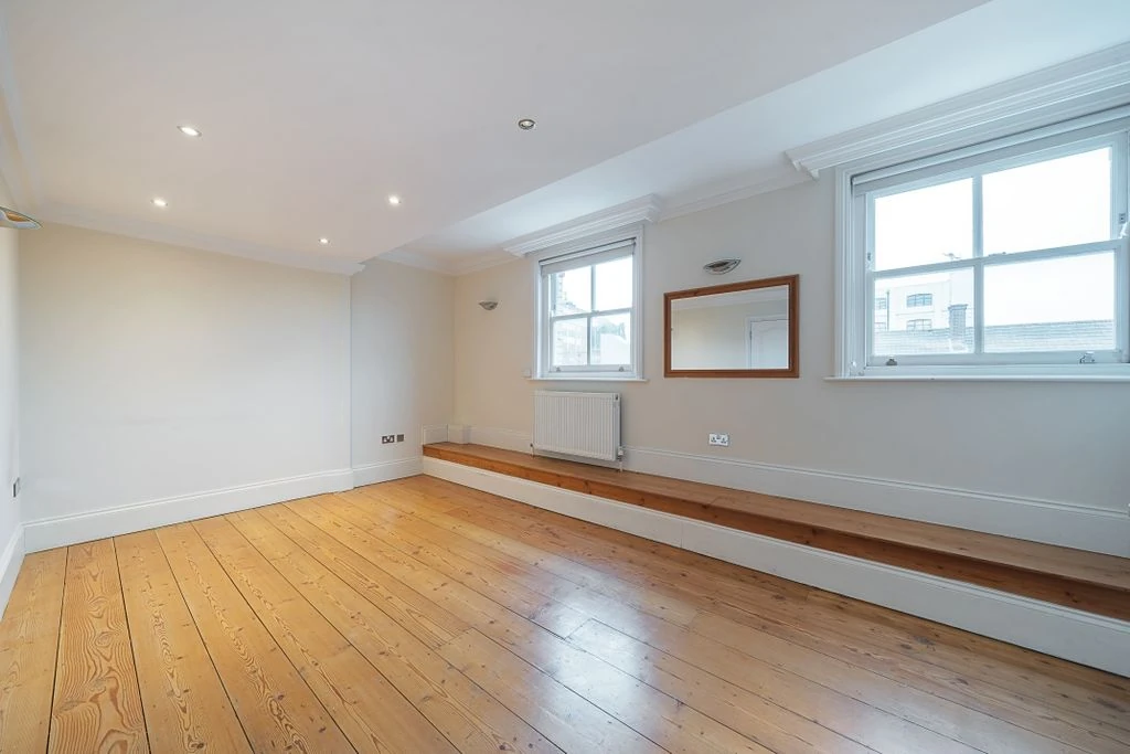 Flat in London, United Kingdom, 38 m² - picture 11