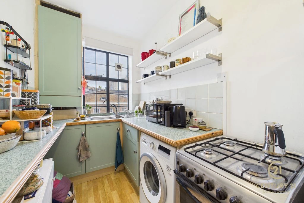 Flat in London, United Kingdom, 35 m² - picture 11