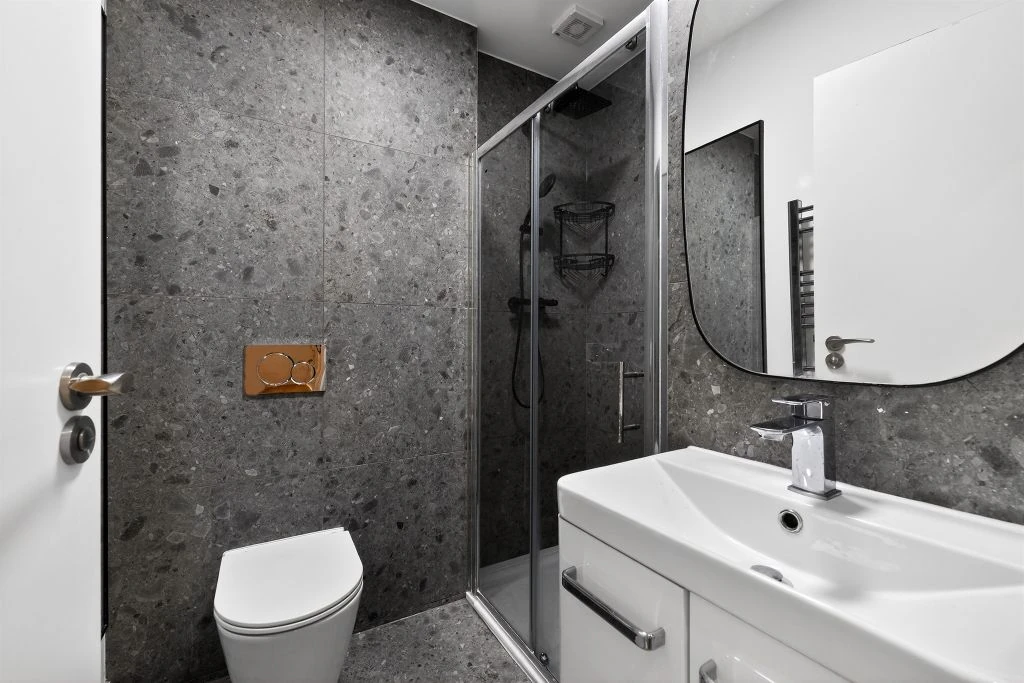 Flat in London, United Kingdom, 38 m² - picture 11