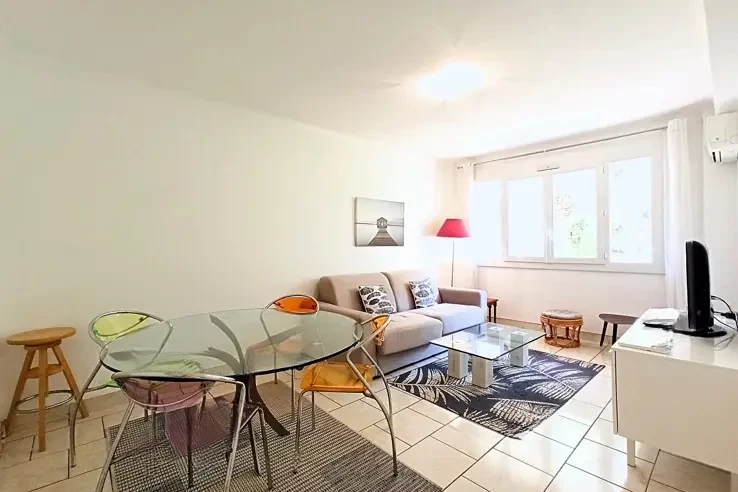 Piso en Cannes, Francia, 51 m² - imagen 1