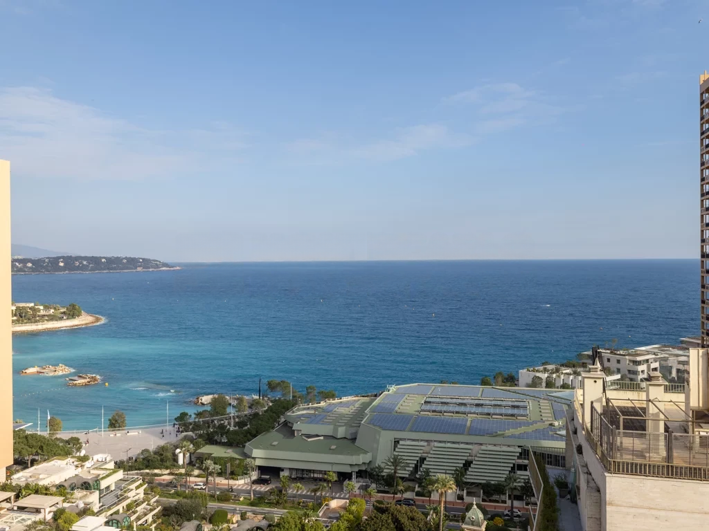 Flat in Monte-Carlo, Monaco, 195 m² - picture 1