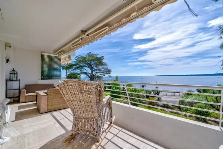 Appartement à Cannes, France, 140 m² - image 1