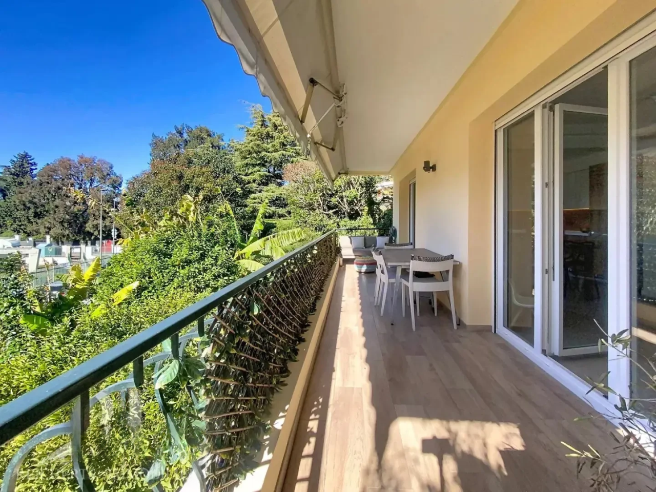 Maison à Cannes, France, 87 m² - image 1