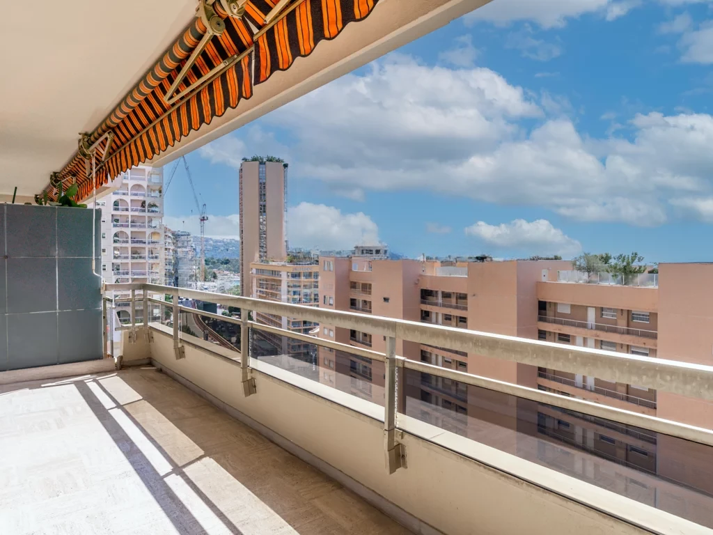 Appartamento a Saint-Roman, Monaco, 66 m² - foto 1