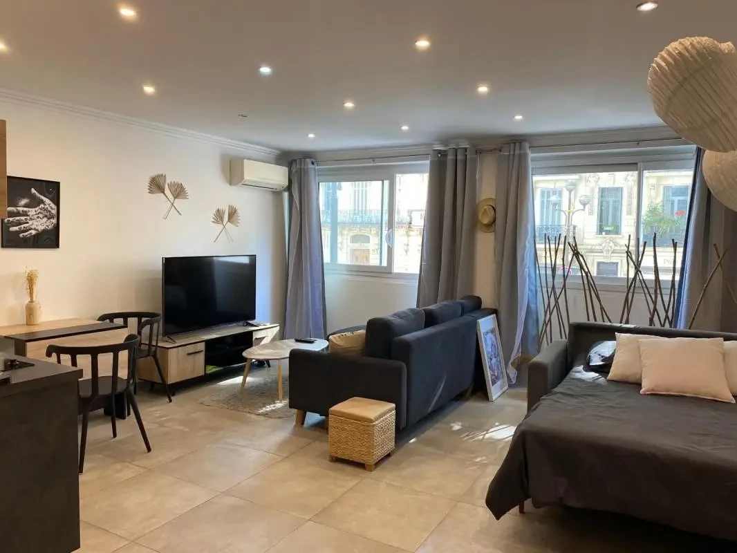 Appartement à Cannes, France, 35 m² - image 1