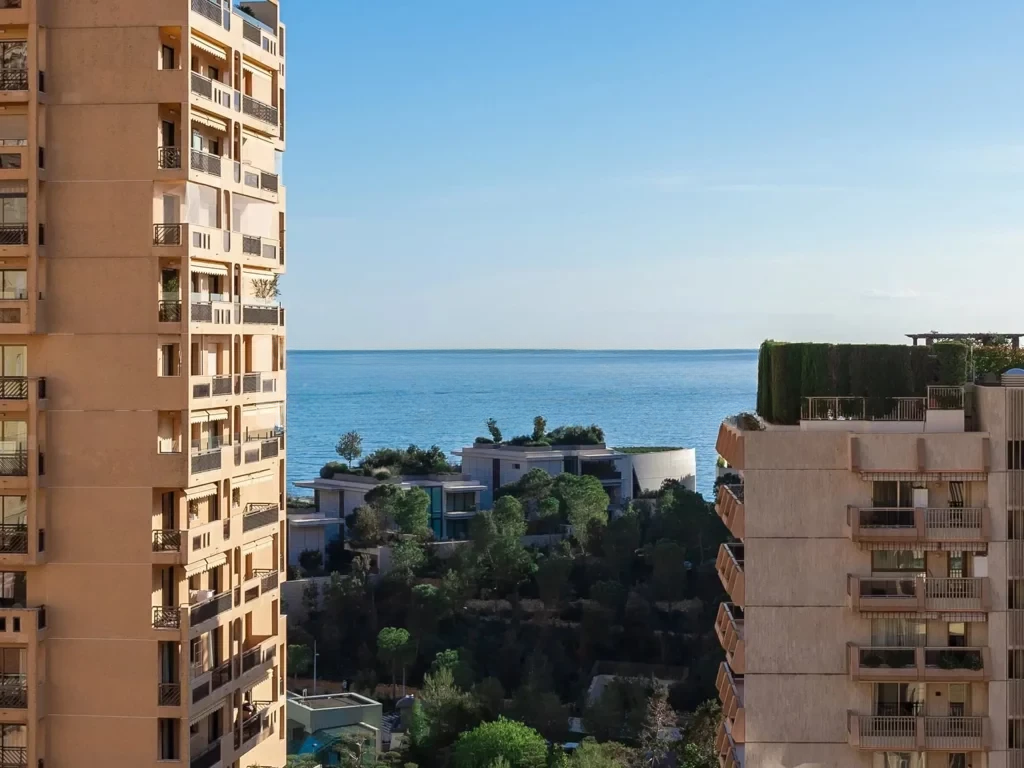 Flat in Monte-Carlo, Monaco, 82 m² - picture 1