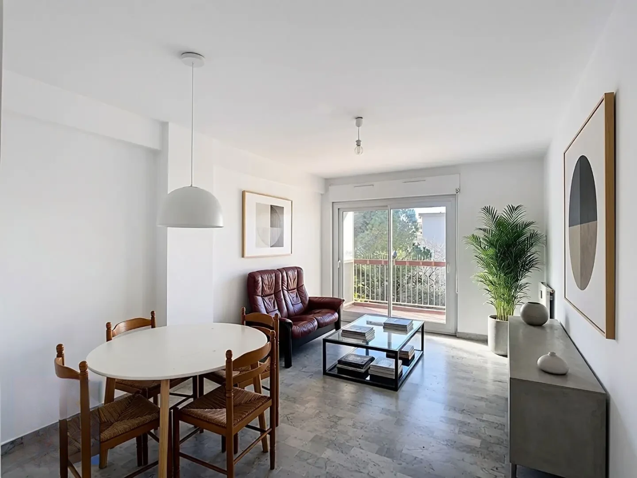 Flat in Cannes, France, 69 m² - picture 2