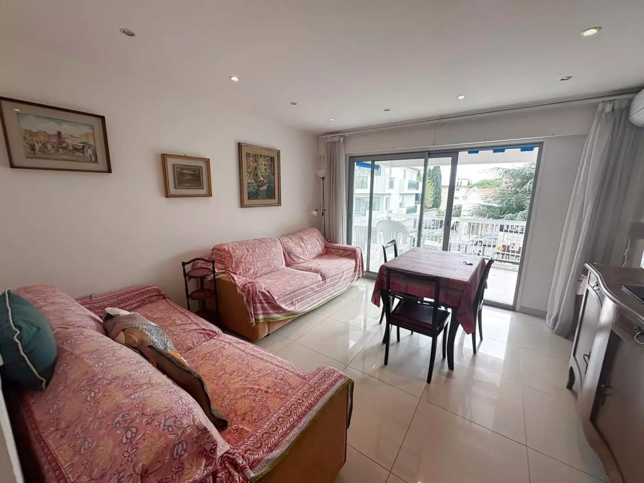 Flat in Cannes, France, 59 m² - picture 3
