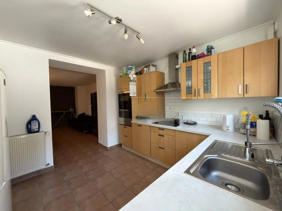 Flat in Luxembourg, Luxembourg, 150 m² - picture 3