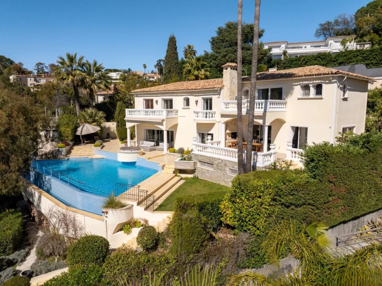 Flat in Cannes, France, 443 m² - picture 3