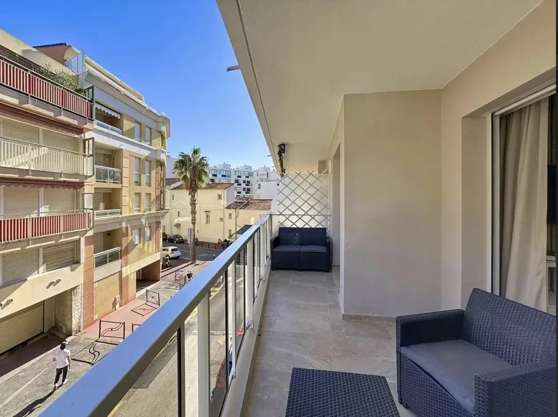 Flat in Cannes, France, 31 m² - picture 4