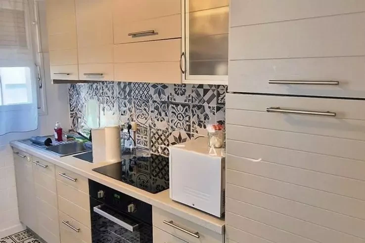 Flat in Cannes, France, 67 m² - picture 2