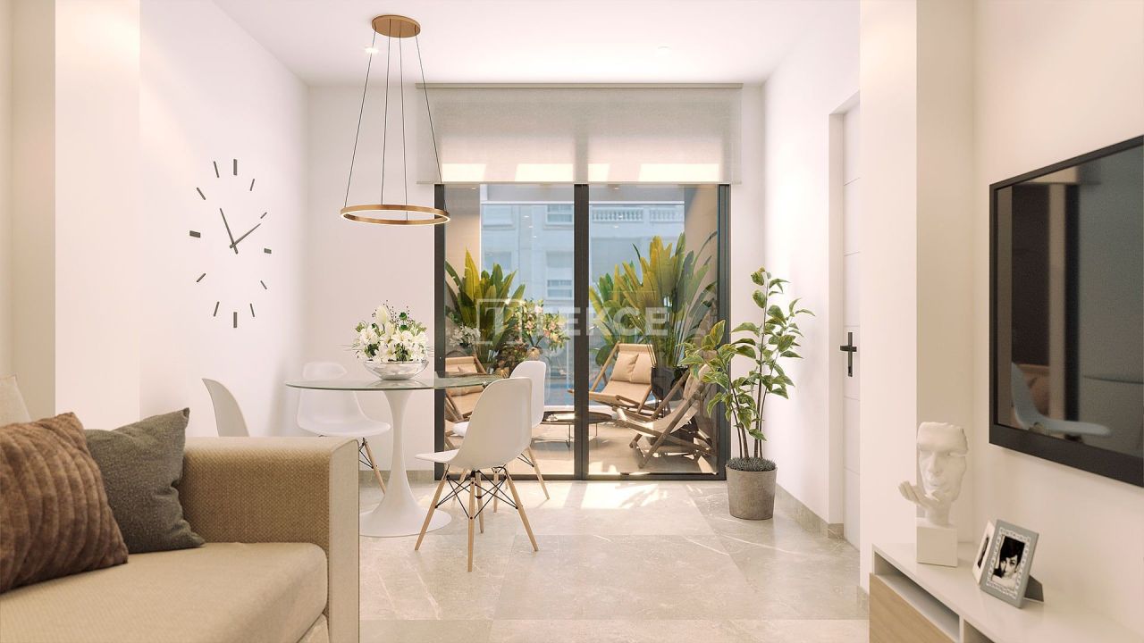 Penthouse in Torrevieja, Spain, 75 m² - picture 14