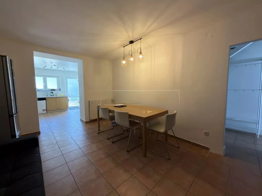 Flat in Luxembourg, Luxembourg, 150 m² - picture 5