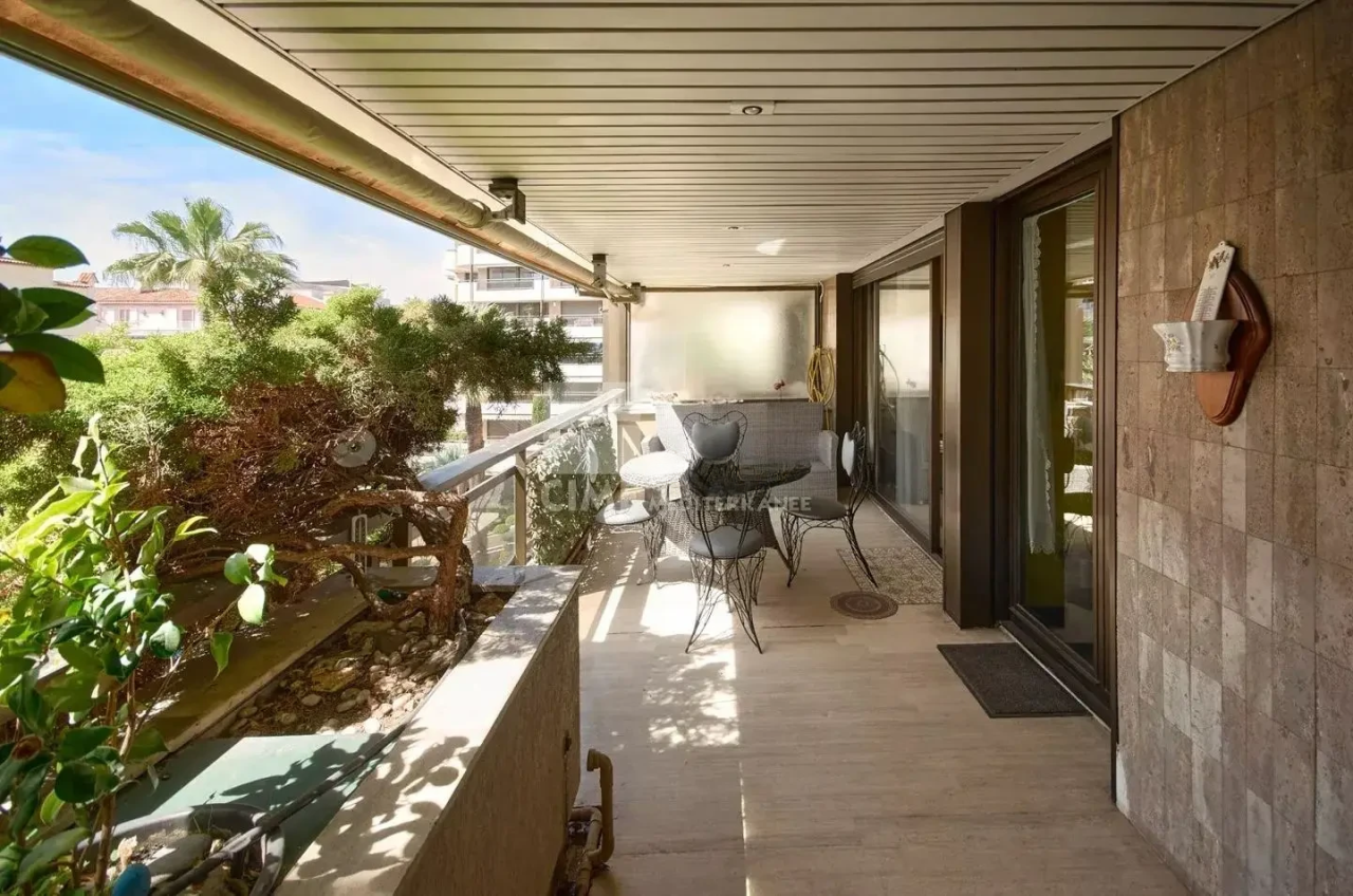Flat in Cannes, France, 66 m² - picture 5