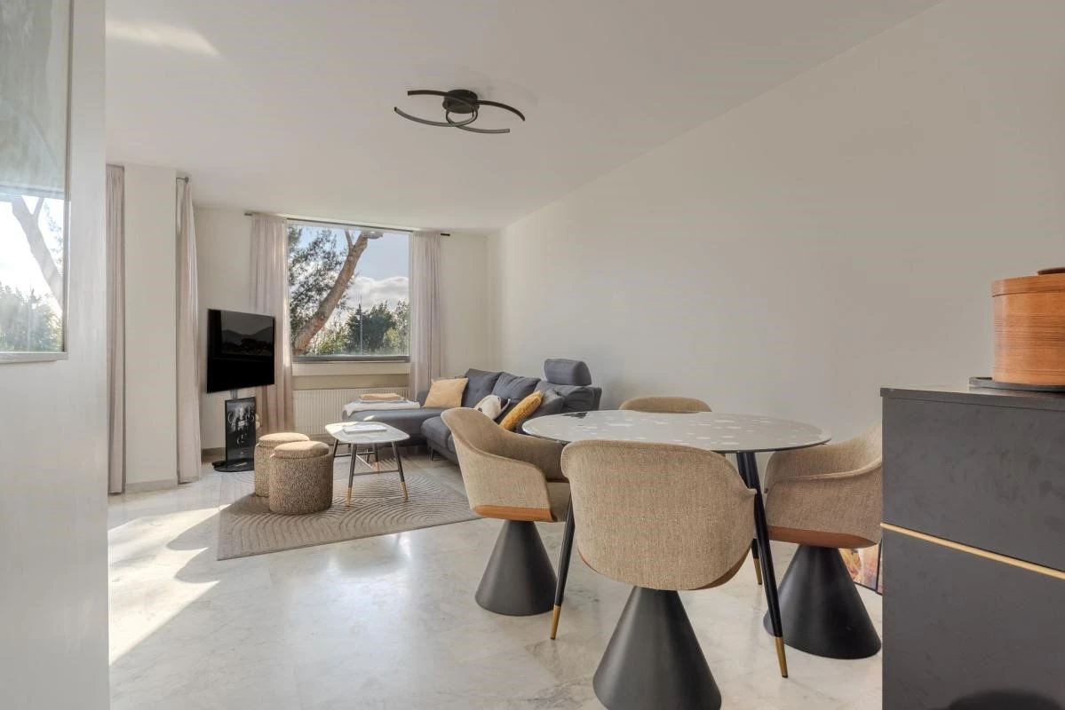 Flat in Cannes, France, 105 m² - picture 5
