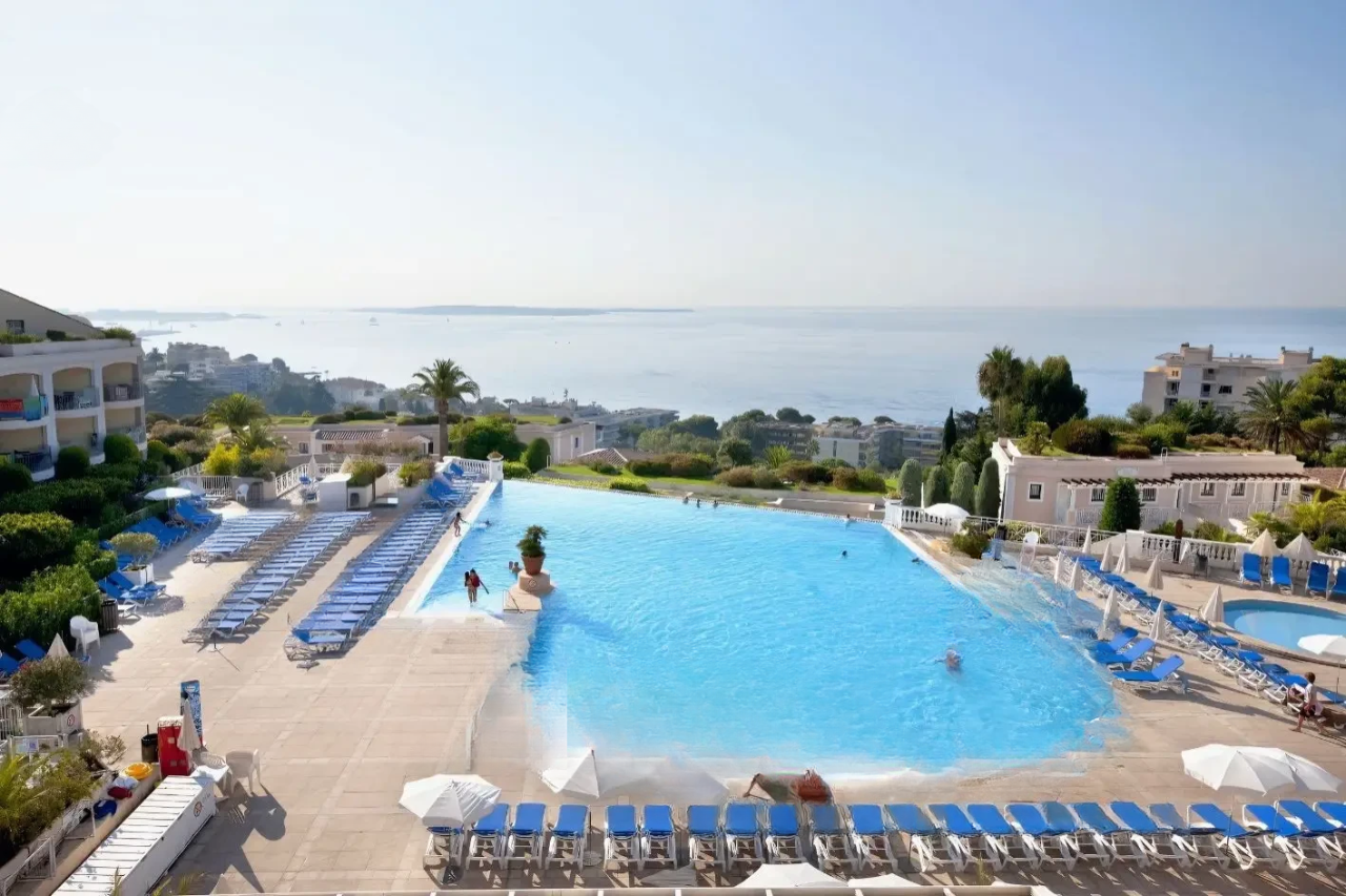 Flat in Cannes, France, 27 m² - picture 6