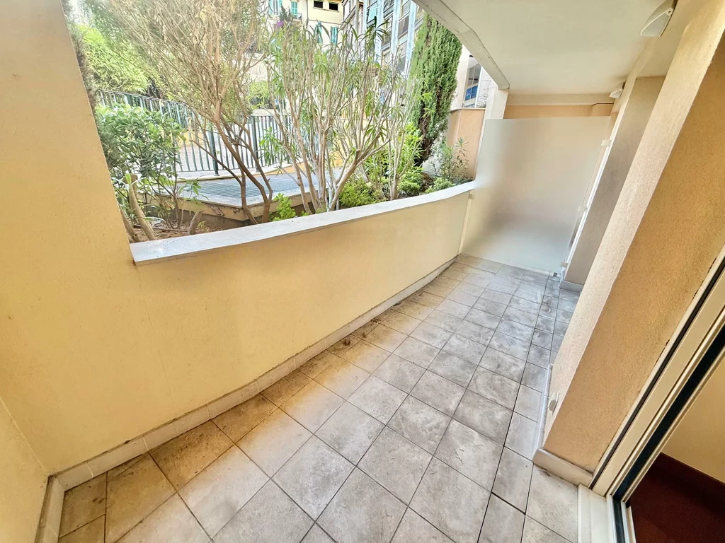 Flat in Saint Roman, Monaco, 81 m² - picture 6